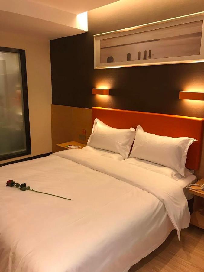 7 Days Premium Chongqing Jiangbei International Airport Branch Otel Dış mekan fotoğraf