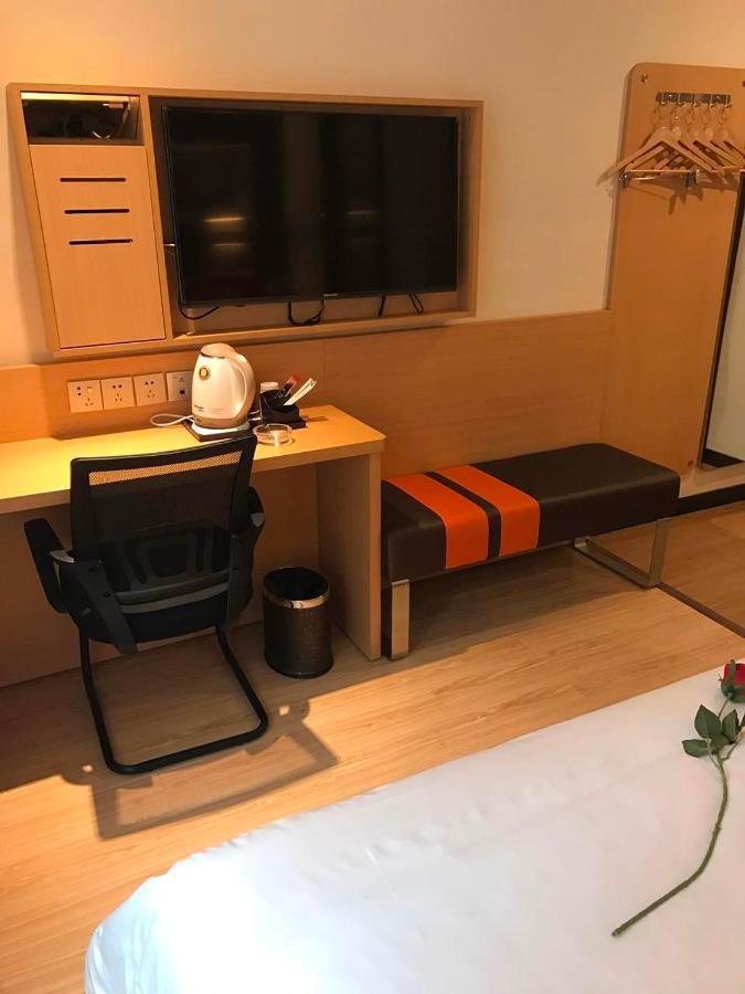 7 Days Premium Chongqing Jiangbei International Airport Branch Otel Dış mekan fotoğraf